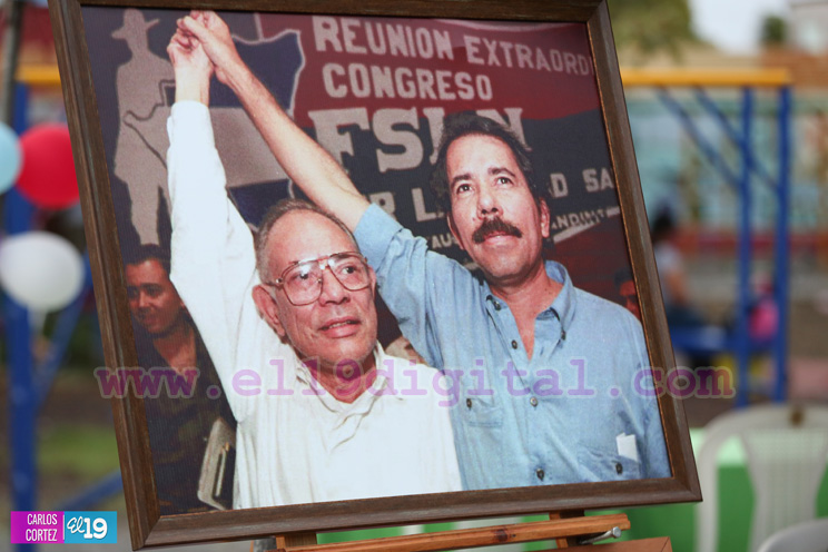 Una fiesta para celebrar a Tom&aacute;s en Monse&ntilde;or Lezcano